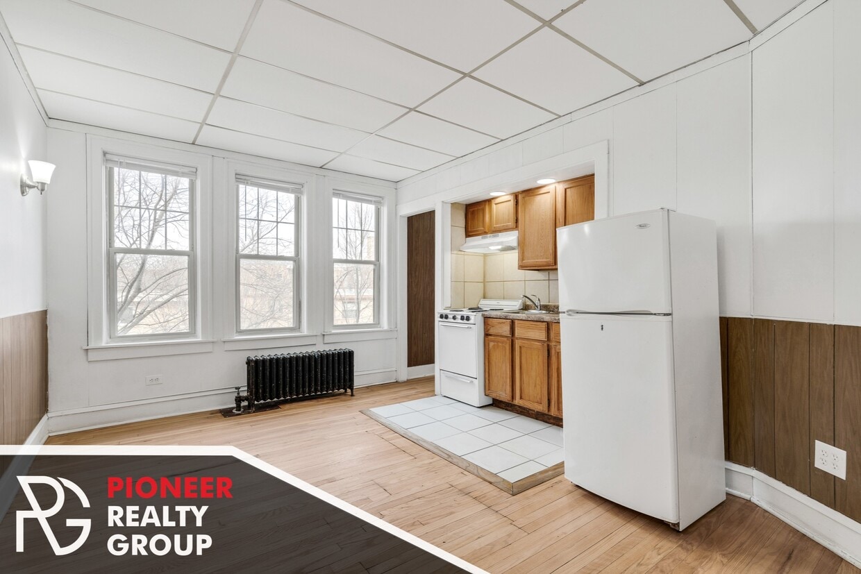 Foto principal - 1442 W Howard St