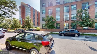 Building Photo - 301 McMechen St