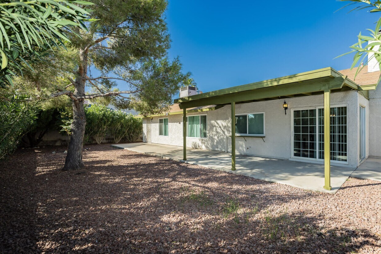 Primary Photo - 6421 Faith Peak Dr