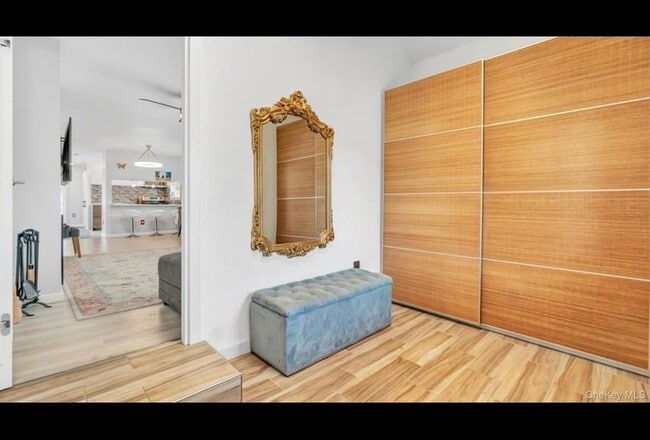 Foto del edificio - 143 Hallock St