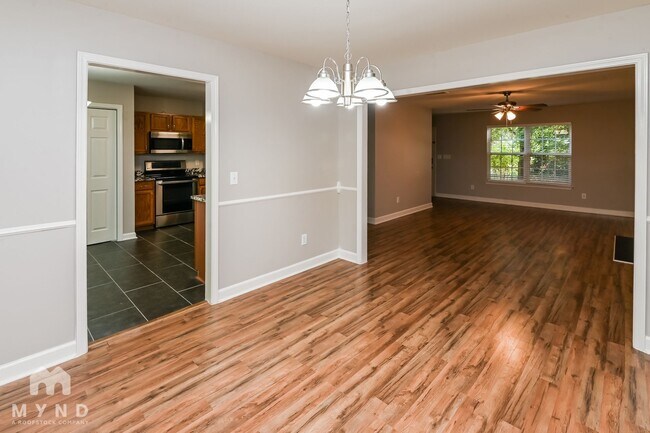 Foto del edificio - 222 Kendra Dr SW