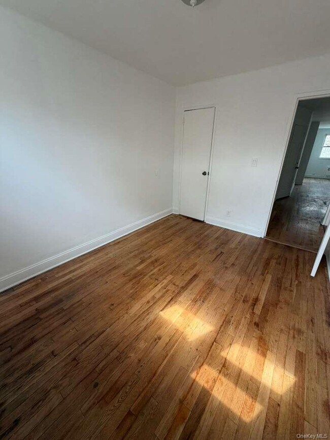 Building Photo - 4048 Harper Ave