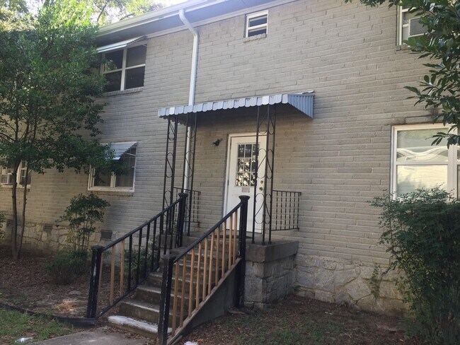 Foto del edificio - 1015 Rosser St NW
