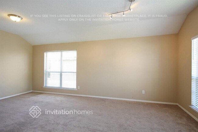 Foto del edificio - 614 St Eric Dr