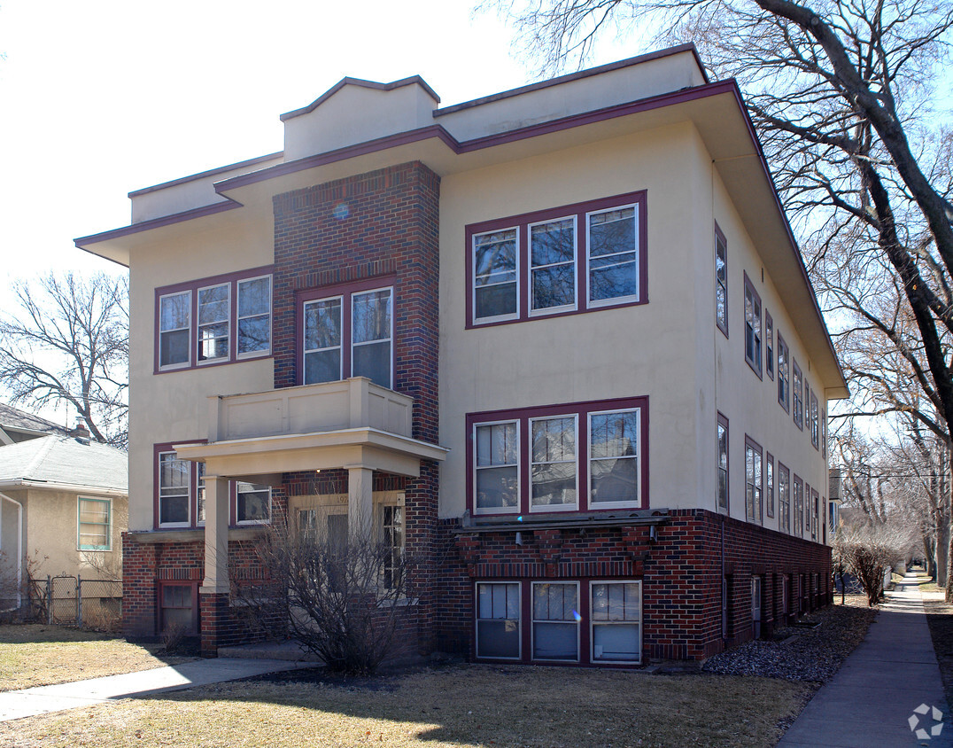 Building Photo - 1978 Ashland Ave