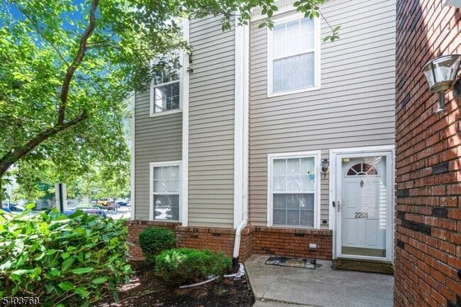 Foto del edificio - 2201 Timber Ridge Ct