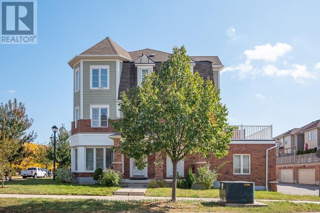 Building Photo - 650 Holly Ave