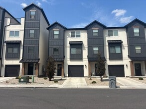 Building Photo - 611 E 360 S
