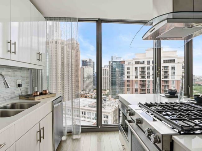 Photo - 1028 S State St Apartment