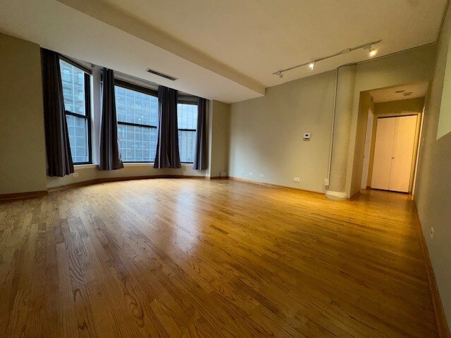 Foto del edificio - 431 S Dearborn St