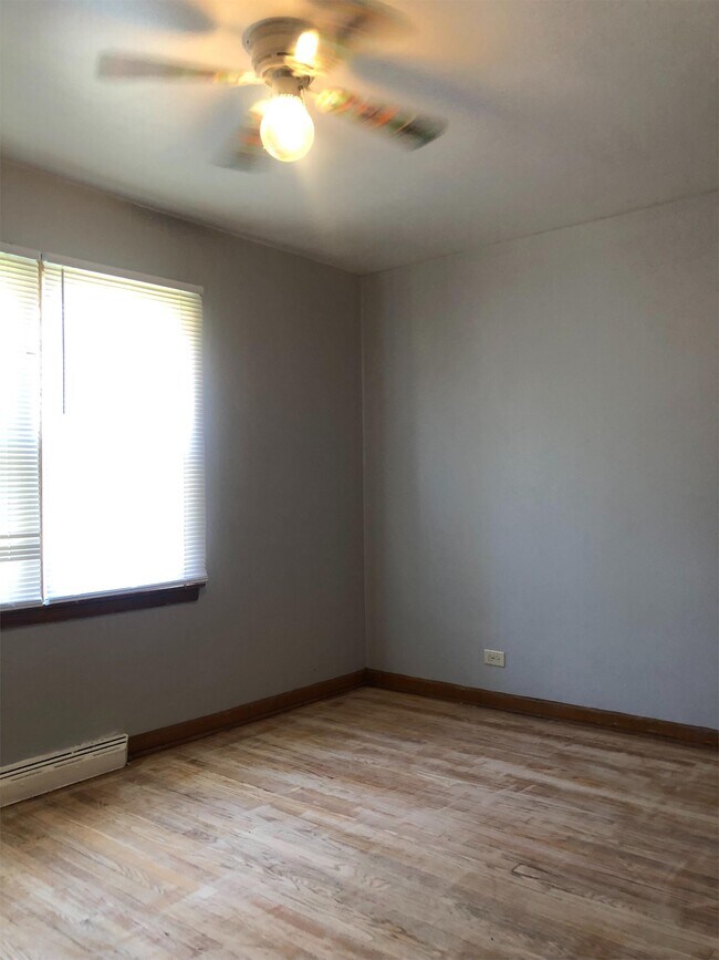 Building Photo - 12551 S Eggleston Ave
