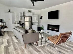 Building Photo - 3229 Kingsdale Dr SW