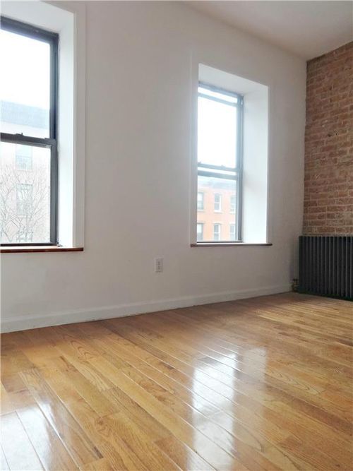 Building Photo - 427 E 118th St