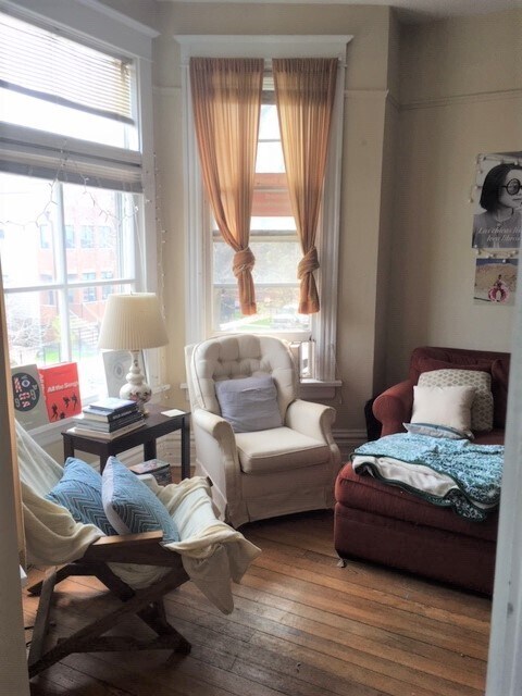 Foto del edificio - 3630 N Hermitage Ave