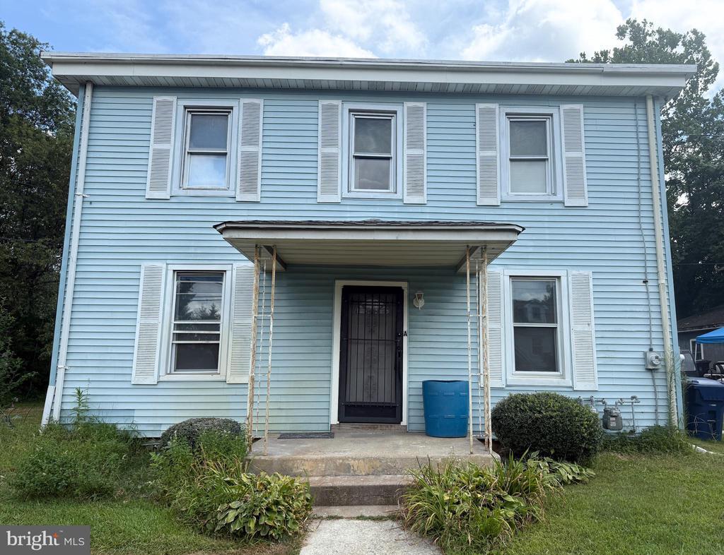 Foto principal - 227 N Main St