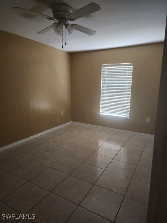 Building Photo - 647 Dubarry Ave S