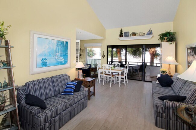 Building Photo - Bahia Vista, #F248