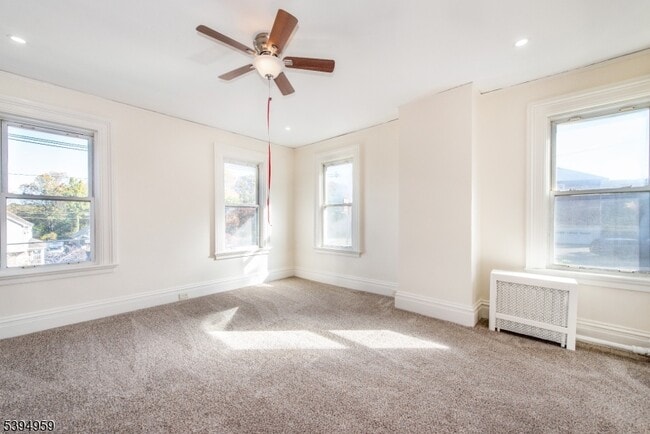 Building Photo - 182 Belleville Ave