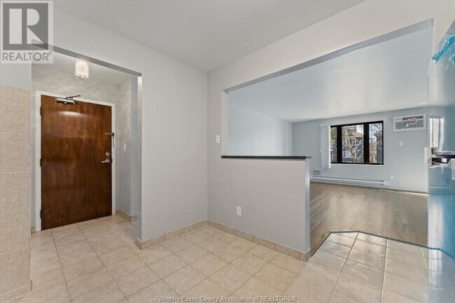 Building Photo - 1160 Howard Ave