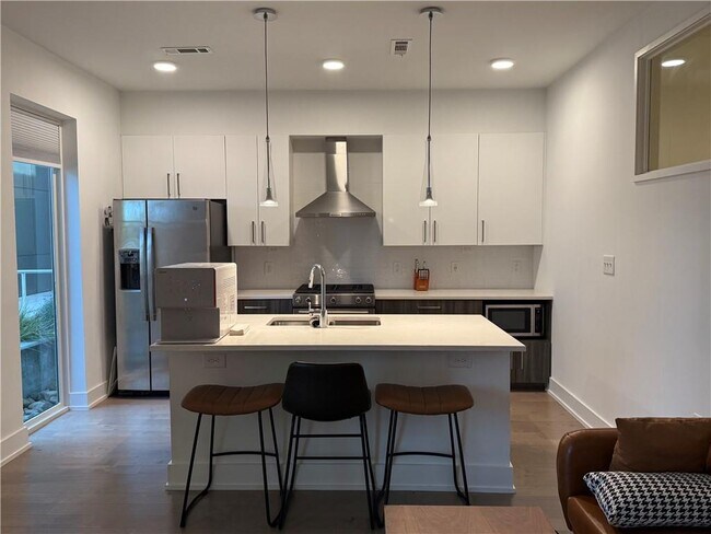 Foto del edificio - 775 Juniper St NE