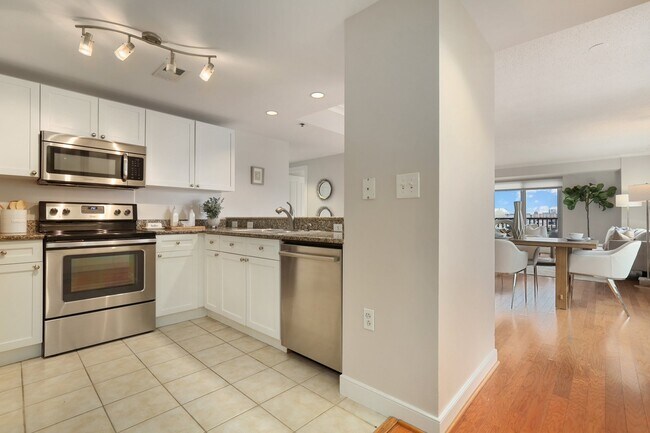 Foto del edificio - 777 7th St NW