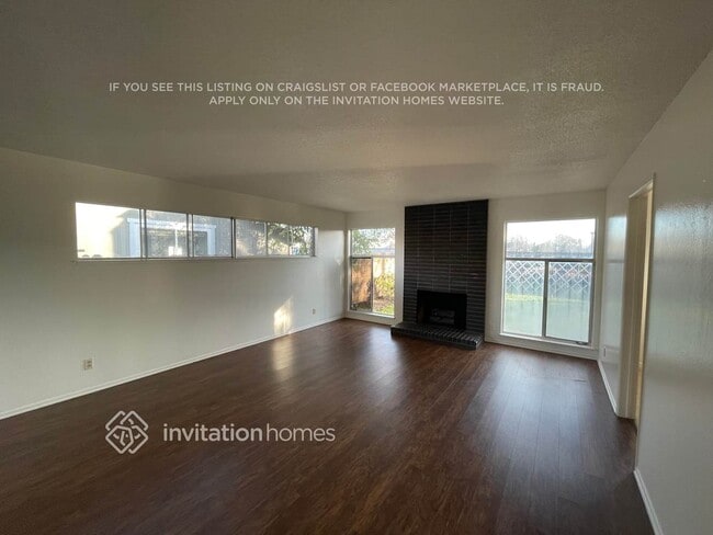 Foto del edificio - 7000 Carriage Dr