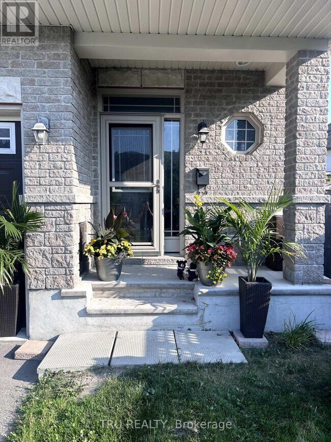 Building Photo - 1450 Carronbridge Cir