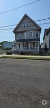 Building Photo - 426 Jane St