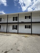 Building Photo - 1278 Fairground Rd