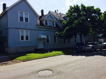 Building Photo - 458 Connecticut St