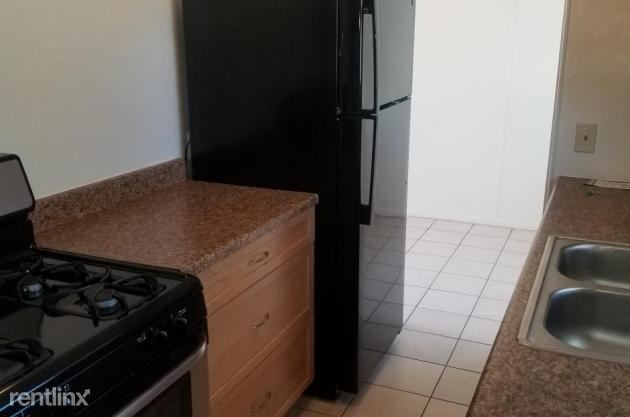 Primary Photo - 1 br, 1 bath House - 324 N Martin Ave