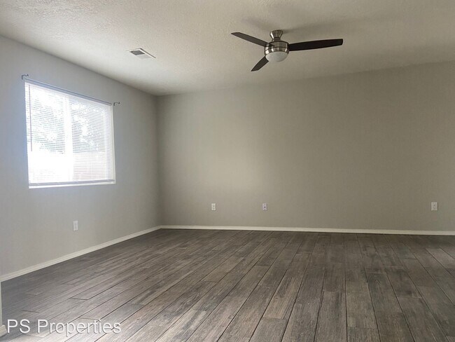 Building Photo - 3005 Quail Pointe Dr NW