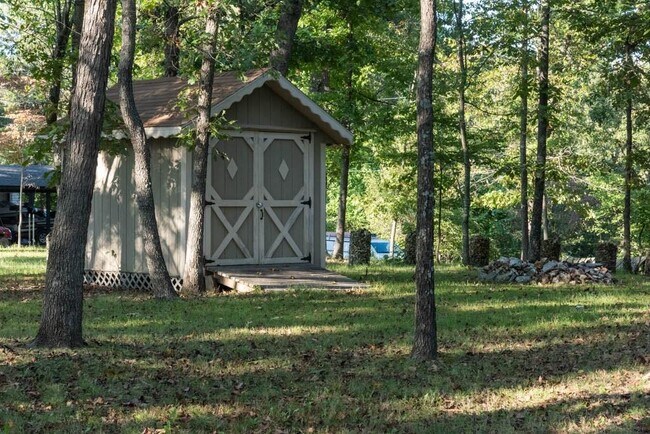 Building Photo - 36 Eaton Cir
