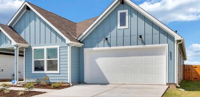 Building Photo - 211 Sweetwater Crk Ln