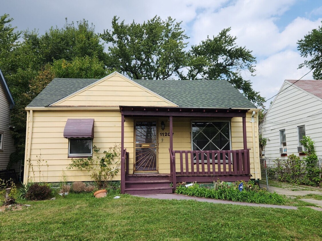 Single home east side of Cleveland House Rental in Cleveland, OH