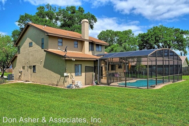 Building Photo - 4 br, 3 bath House - 817 Swaying Palm Dr
