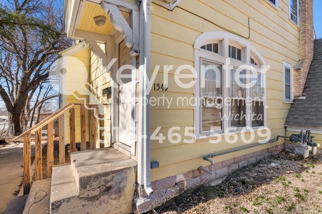 Foto del edificio - 1549 N Holyoke Ave