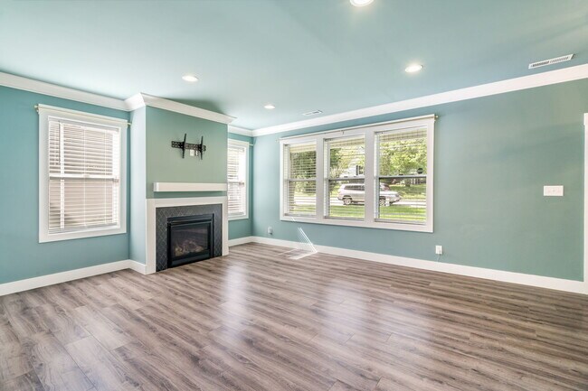 Building Photo - 618 Hiawassee Ave