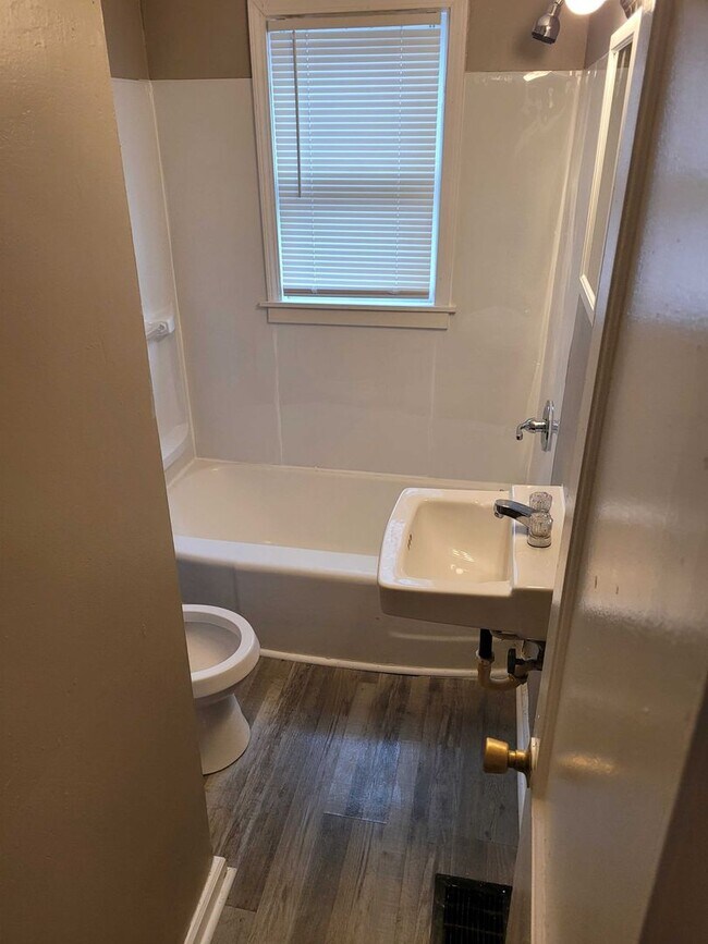 1330 Medford Ave Unit 1330, Indianapolis, IN 46222 Room for Rent in Indianapolis, IN