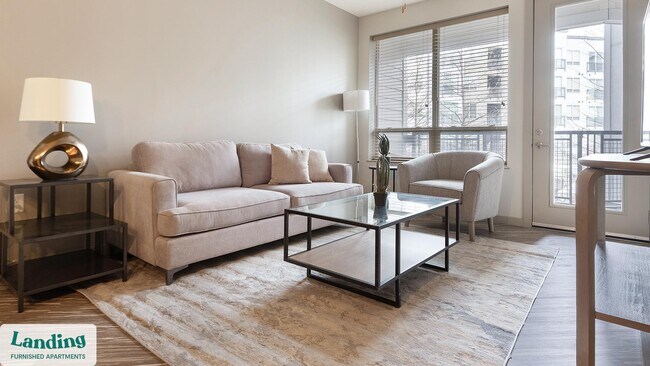 Building Photo - 5800 Highlands Plaza Dr