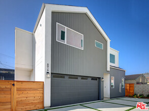 Building Photo - 6016 Comey Ave