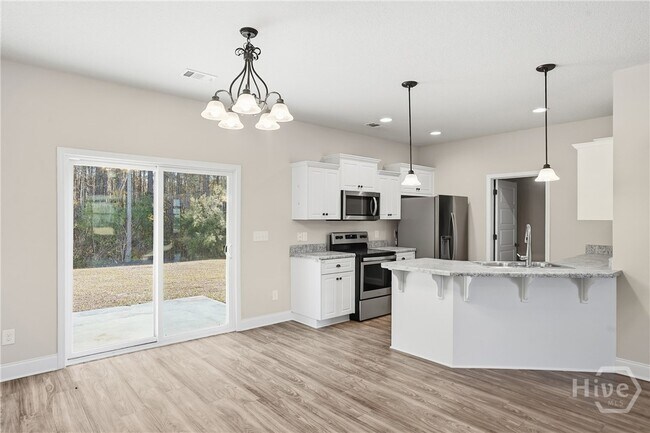 Building Photo - 105 Danielle Loop