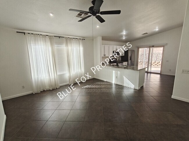 Building Photo - 2289 W Enchantment Pl