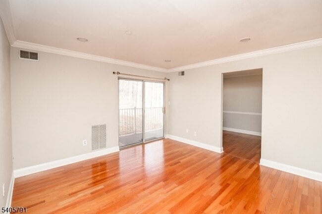 Foto del edificio - 52 Brookside Ln