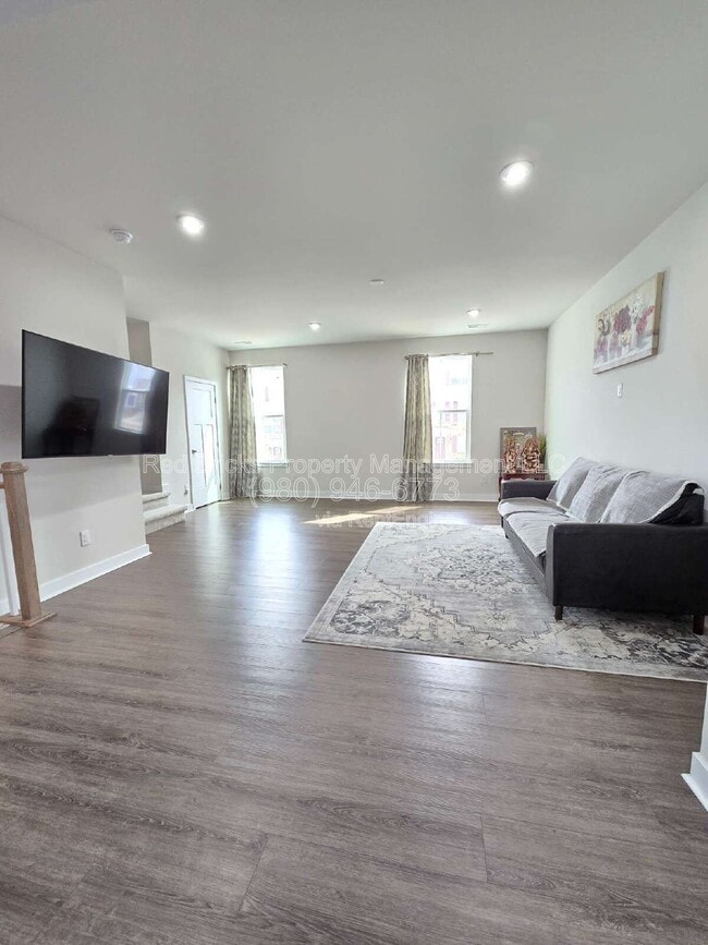 Foto del edificio - 9902 Oaklawn Blvd NW