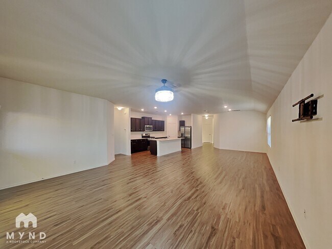Building Photo - 6431 Teramo Ter