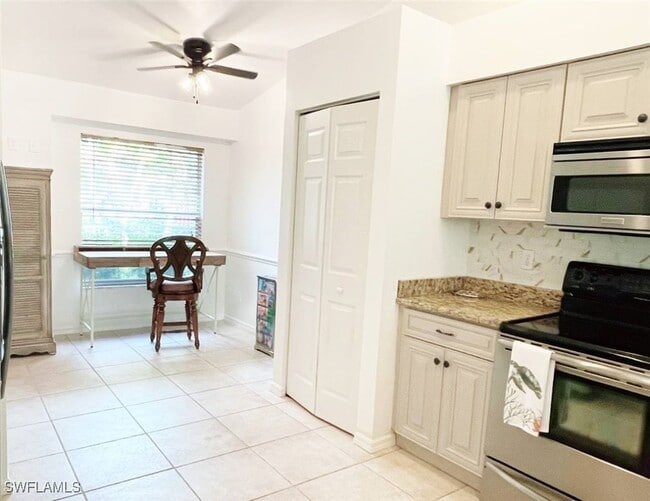 Foto del edificio - 2037 W Crown Pointe Blvd