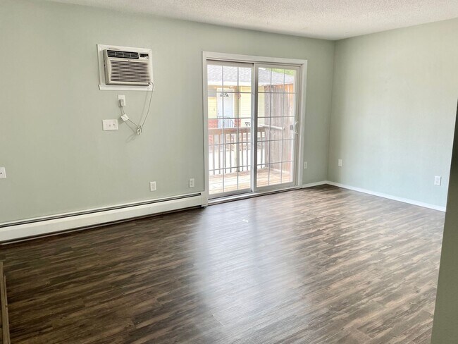 Foto del edificio - 2 Bedroom 1 Bath Duplex - South Fargo