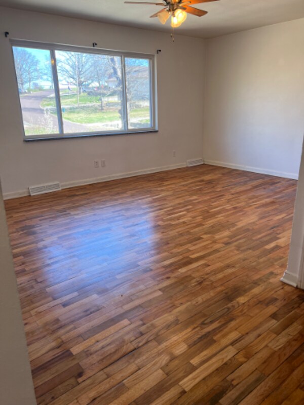 Foto del edificio - 118 Churchview Dr