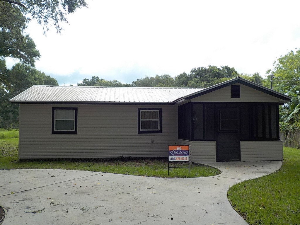 1323 Mann Rd, Lakeland, FL 33810 House for Rent in Lakeland, FL